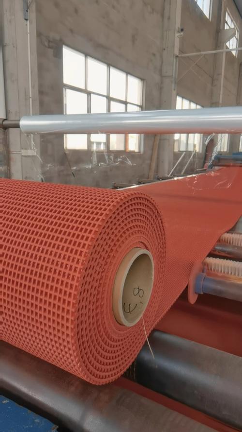 南京高健体育设施材料有限公司   预制型橡胶跑道卷材生产工厂  销售